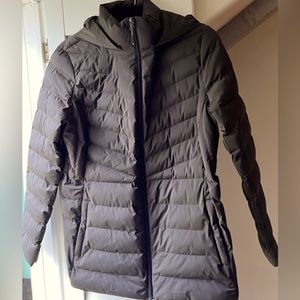 32 Degrees In black 
Lightweight Puffer Jacket w/Hood